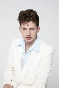 web-storie-Charlie Puth lança álbum Charlie com participação de Jung Kook do BTS Aconteceu no mundo da músicca - Rádio Social Plus Brasil