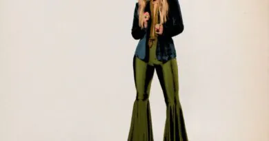 Lainey Wilson - Rádio Social Plus Brasil