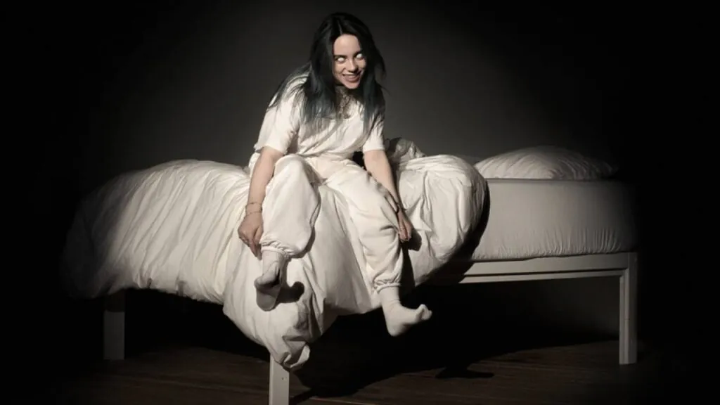 Billie Eilish - Rádio Social Plus Brasil