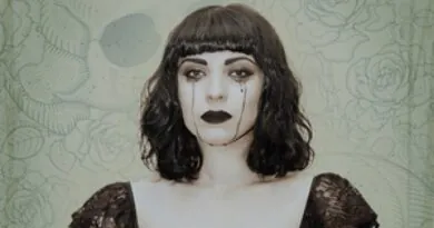 Mon Laferte - Rádio Social Plus Brasil