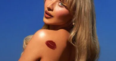 Sabrina Carpenter - Rádio Social Plus Brasil