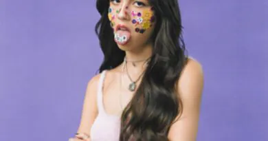 Olivia Rodrigo - Rádio Social Plus Brasil