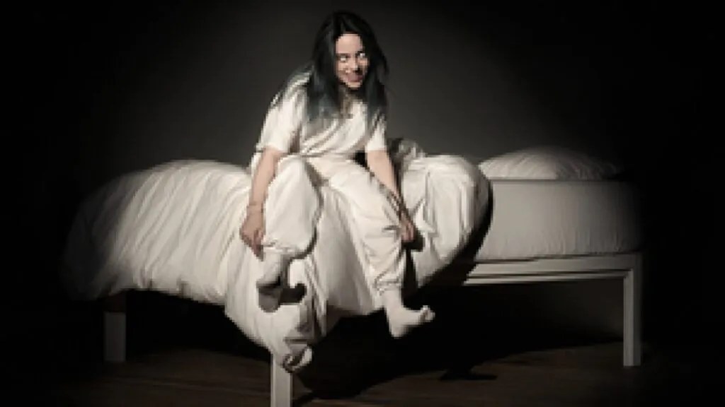 Billie Eilish - Rádio Social Plus Brasil