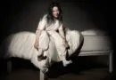 Billie Eilish - Rádio Social Plus Brasil